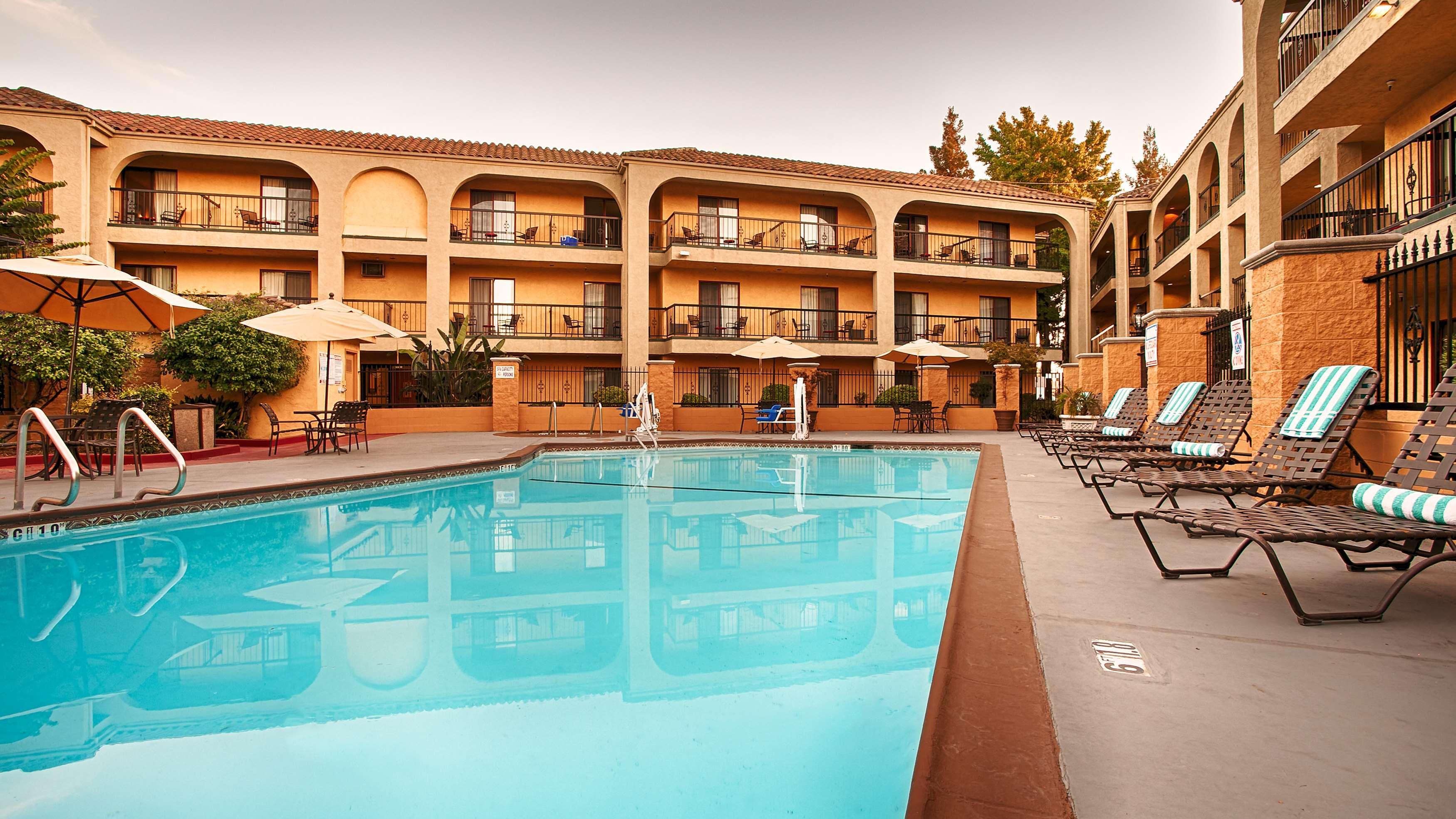 Best Western Plus Waco North Exterior foto