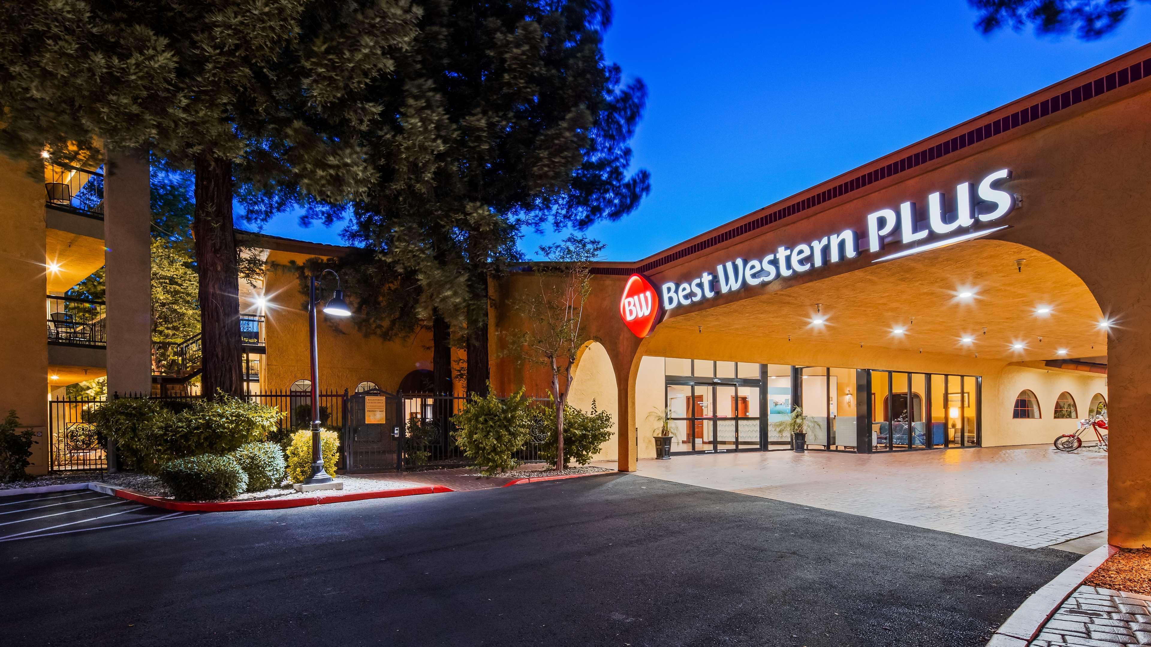 Best Western Plus Waco North Exterior foto